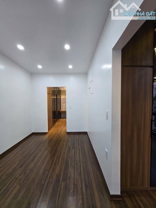 MSP: DC02  🌆 NHÀ PHỐ LÊ CHÂN – 60m² – LÔ GÓC 3 MẶT THOÁNG – FULL NỘI THẤT - 9