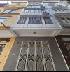 Cần bán nhà mặt ngõ 99 Nguyễn Chí Thanh ô tô tải chánh đỗ kinh doanh sầm uất.