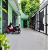 Biệt thự sân vườn hẻm 6m ngay lý thường kiêt . ngang 12m . Chỉ 100 triêu/m2 .Quận trung tâ