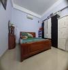 ♥ Nhà Kiệt 4m thẳng 50m ra Hùng Vương, 3 mặt thoáng, 42m2, ngang 5.5m, 3 tầng đúc, 3.xx tỷ