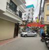 Bán ngay nhà Dương Quảng Hàm, Cầu Giấy, ô tô đỗ cổng, nhà ngõ riêng , an ninh, giá 11.5 tỷ