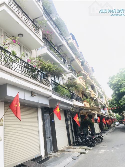 🏠  LÊ TRỌNG TẤN - BỆNH VIỆN BƯU ĐIỆN - ĐÔ THỊ ĐỊNH CÔNG