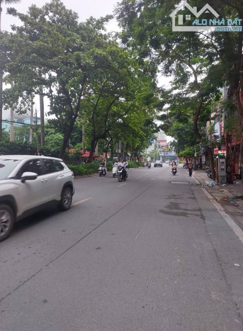 Bán nhà mặt phố Giảng Võ, đối diện Ga Cát Linh 38m 4tầng MT Giá 13,8 tỷ