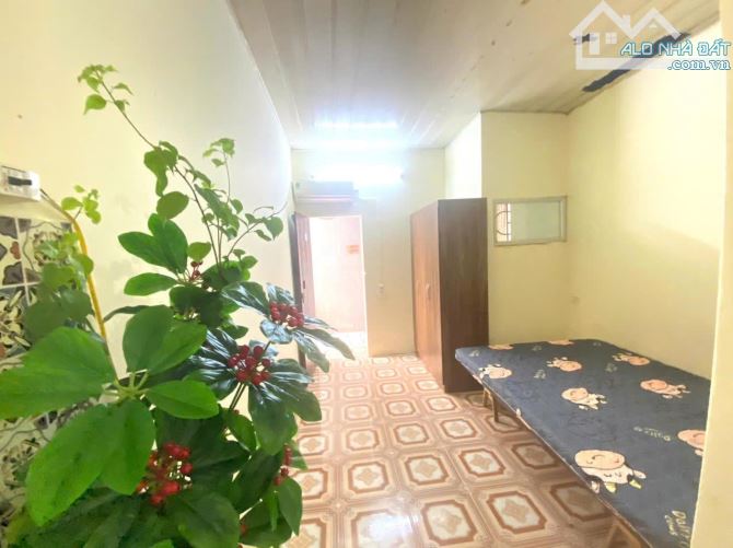 cho thuê phòng trọ khép kín 2,3 gần Y học Tuệ tĩnh, Tài Nguyên môi trường....