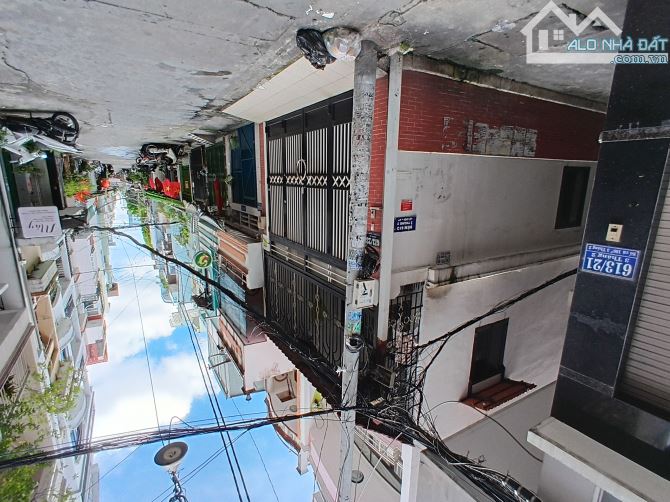 Bán Nhà Quận 10 Căn Góc Thông Đường 3/2 - Bà Hạt - Nguyễn Tiểu La - 39m² x 3 Tầng