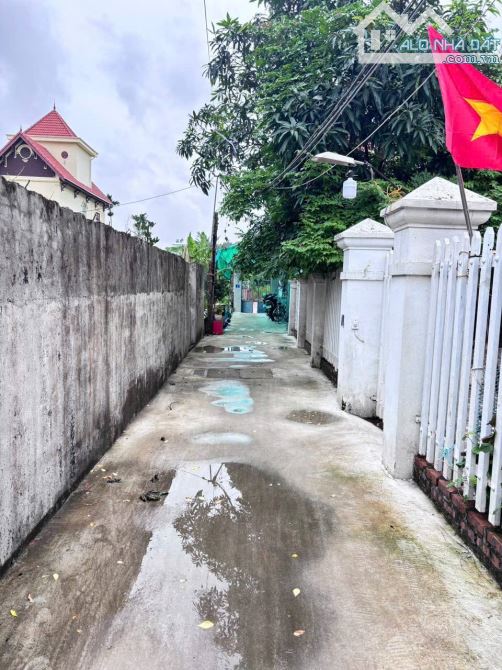 Bán đất trung tâm quận Đồ Sơn tuyến 2 Nguyễn Hữu Cầu đối diện sân gold giá chỉ 800tr