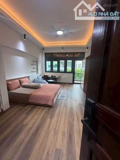 Nhà bán 1trệt 4Lầu mặt tiền đường Võ Oanh,p25,BT.đoạn sầm uất KD buôn bán,sẵn hợp đồng thu