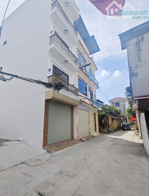 Bán nhà Đông Mỹ, Thanh Trì 45m2 x 4 tầng, đường thông, kinh doanh, ô tô tránh