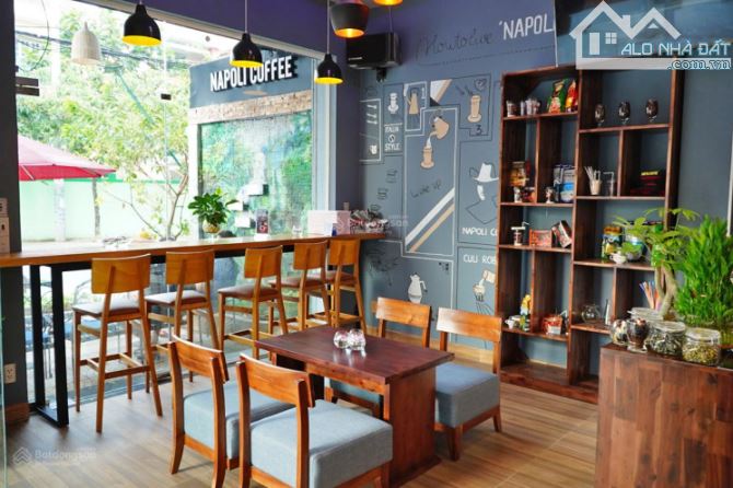 Bán gấp nhà Phan Đăng Lưu P6 Q. BT HĐT: 80 triệu/tháng DT: 16x24m CN: 298 m2 giá bán: 45 t