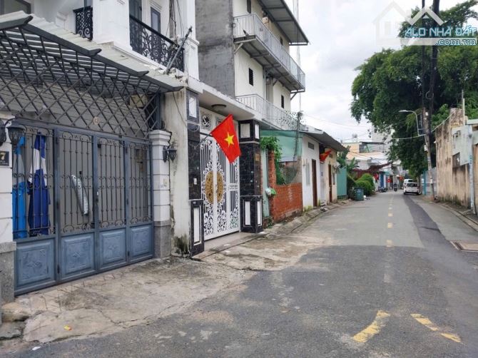 Dãy trọ 123m² (5x24,5m) – Mặt tiền đường ô tô thông – P.Thạnh Mỹ Lợi, Q.2 – 12,7 tỷ