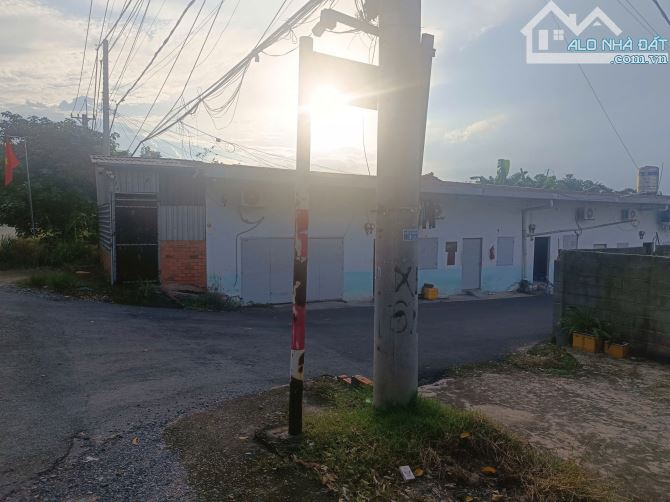 Bán Trọ 1 kiot + 5 phòng 120m2 Đường Nguyễn Văn Khạ, gần Cầu vượt Củ Chi, SHR, Gía 980tr