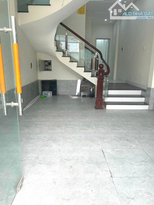 MỜI THUÊ NHÀ LA DƯƠNG - DƯƠNG NỘI 7 TẦNG THANG MÁY