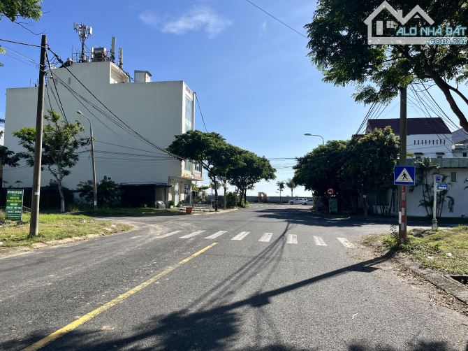 BÁN ĐẤT ĐƯỜNG 10,5m TÂN TRÀ, CẠNH TRƯỜNG SA, 100m2, NGANG 5m, GIÁ 7,3 TỶ.