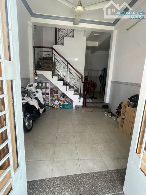 🌹 MẶT TIỀN HOÀNG HOA THÁM, 39m2, 3 TẦNG, 3 PN, 3 WC. GIÁ: 7,6 TỶ🌹