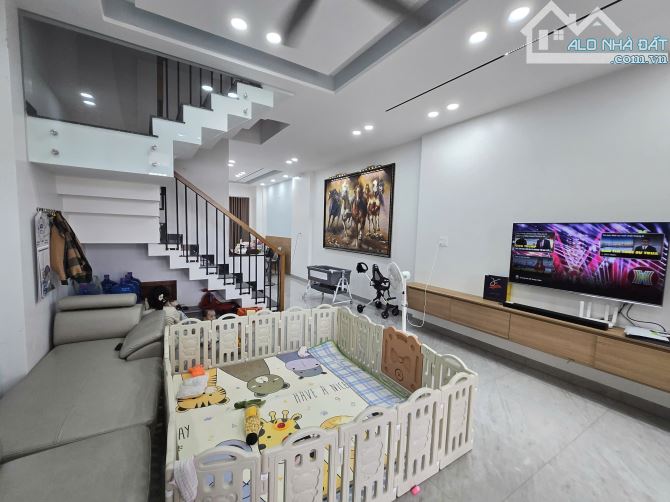 Bán nhà mới đường T9, KĐT An Bình Tân, ngôi nhà xây dựng tâm huyết, full nội thất