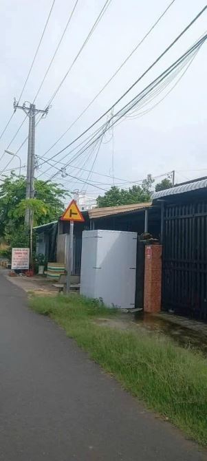 Bán nhà cấp 4 ở Trung Lập Hạ - Củ Chi - MT đường nhựa - SHR