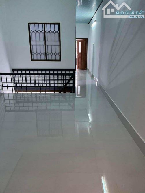 Cho thuê nhà 3 phòng ngủ hẻm Hoàng Văn Thụ 5,5 triệu