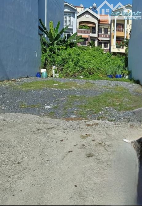 CG BÁN ĐẤT FULL THỔ _ DIỆN TÍCH 120M2 NGANG 5,3M NỞ HẬU _ ĐƯỜNG 7M THÔNG CẦU XÂY Tân PHÚ Q