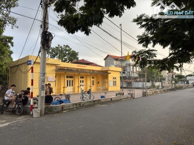 Bán 41m2 Đề Trụ - Dương Quang, ô tô vào đất, gần dự án Phú Thị Riverside