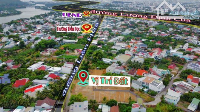 Bán đất full thổ cư mặt tiền Cầu Bè & Liên Hoa Nha Trang , đường 7 m , sổ hồng riêng