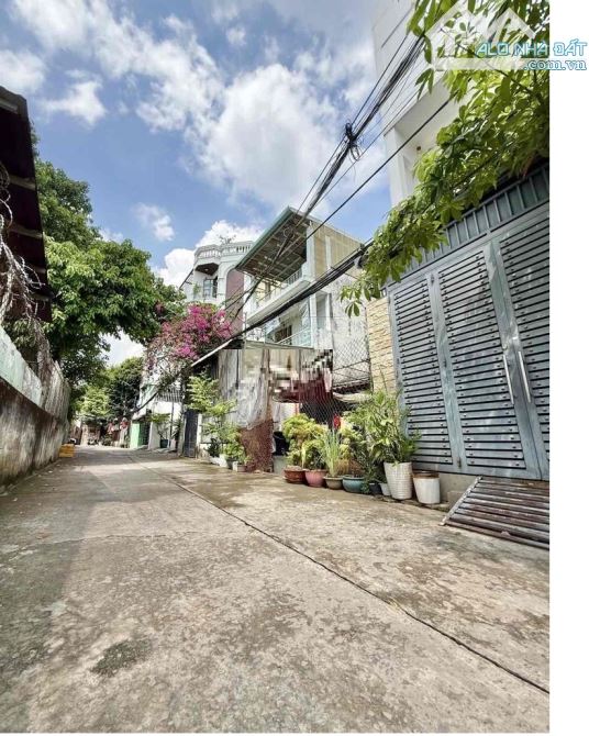 Bán nhà cấp 4,  hẻm 5m phùng chí kiên, tân phú, dt 4 x 15m (60m2), giá chỉ 4,85 tỷ