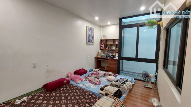 Bán nhà Cầu Bính, Sở Dầu, Hồng Bàng,  4 tầng, 60m2, 5,4 tỷ.