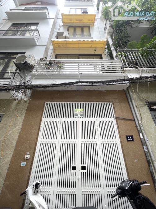 Cắt Lỗ Cần Bán Gấp Nhà 5T Vĩnh Khang , 53M2,Nhỉnh 6,6ty, 20m ra đường ngọc hồi 30m