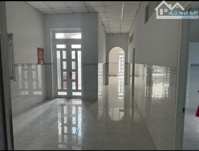 Bán gấp nhà 145m2 ở Tân Phú Trung shr giá 840 triệu