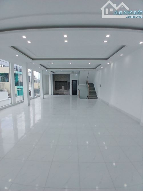 ViP 1 !! Bán tòa nhà 2MT KD Trần Văn Kiểu, P. 10, Q. 6 (7x16m) 22 tỷ