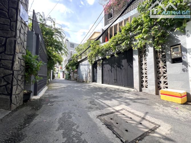 BÁN NHÀ 4 TẦNG HXH THÔNG – ĐƯỜNG SỐ 14, P.8, GÒ VẤP 	•