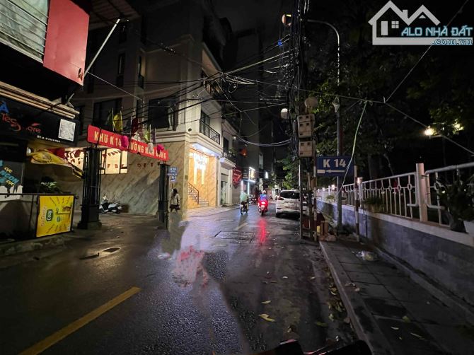 RẺ NHẤT ĐỐNG ĐA ! Bán nhà Phố Trần Hữu Tước, ô tô vào nhà ,kinh doanh đỉnh ,40M hơn 10 tỷ