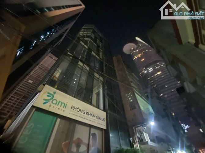 Bán tòa nhà góc 2MT tại Hàm Nghi Bến Nghé Q1 7x12.5m CN 85.6m2 HĐT 5000usd giá 85 tỷ