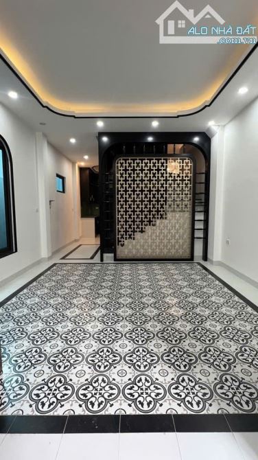 Siêu phẩm Tây Mỗ – Nhà mới 60m², 5 tầng, thang máy, full nội thất, giá 7,9 tỷ