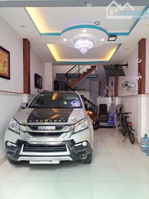 BÁN NHÀ ĐẸP 3 TẦNG HƯƠNG LỘ 2, SÁT BỆNH VIỆN BÌNH TÂN, 60M2, HXH 8M, GIÁ CHỈ NHỈNH 5 TỶ