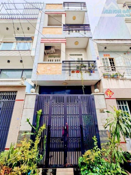 BÁN NHÀ Ở NGAY TÂN KỲ TÂN QUÝ HẺM XE HƠI 3TẦNG 44M2 SHR VUÔNG ĐẸP GIÁ 4.X TỶ