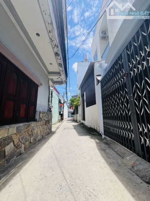 🏡 NHÀ CẤP 4 / HẺM BA GÁC - SÁT MT NGUYỄN BÌNH - NHÀ BÈ - NHỈNH 2TỶ 🏘️🏘️