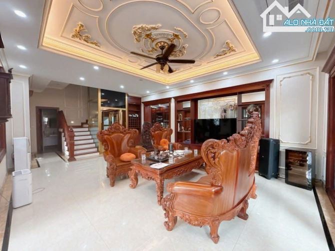 BÁN NHÀ HOÀNG QUỐC VIỆT, PHÂN LÔ, ÔTÔ TRÁNH, KINH DOANH, 7T THANG MÁY, 68M2 NHỈNH 25 TỶ
