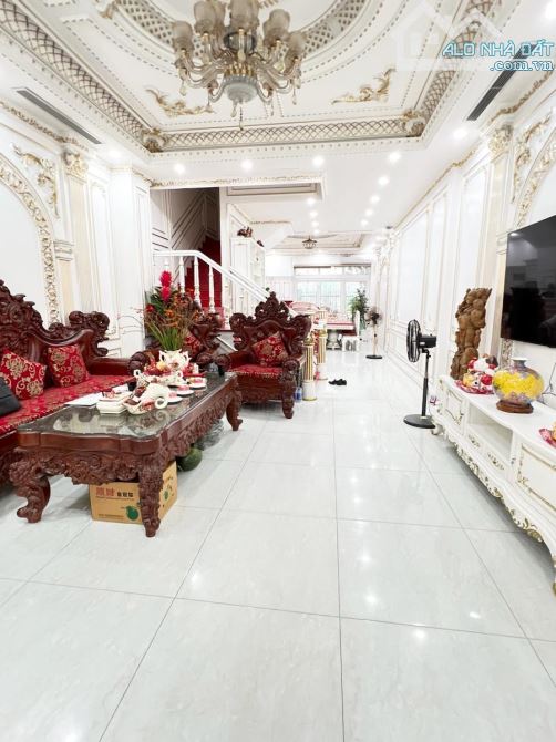 Siêu Liền Kề Louis city Đại Mỗ. Chủ cần bán gấp . 105M . 6 tầng thang máy . 49 tỷ