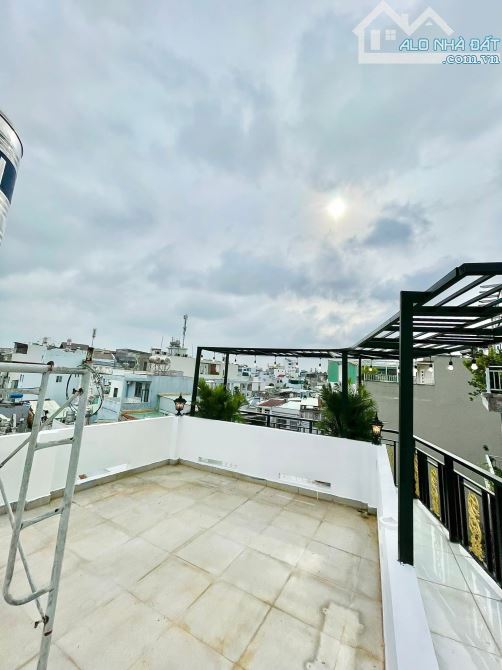 Bán nhà 3 mặt tiền kinh doanh Phạm Văn Chiêu, phường 14, Gò Vấp, 4 tầng, nở 6,8m, chỉ 4 tỷ