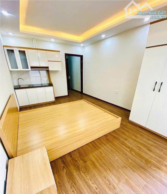 CCMN Nguyễn Khang 55m², 5 tầng, cho thuê kín phòng, đầu tư sinh lời, giá 14,4 tỷ