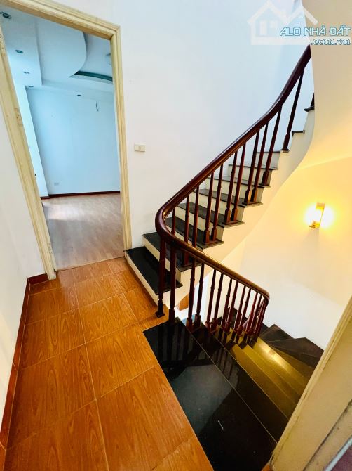 BÁN NHÀ NGÕ TRUNG TIỀN – 56m² x 5 Tầng – Giá 19 Tỷ – Đống Đa, Hà Nội