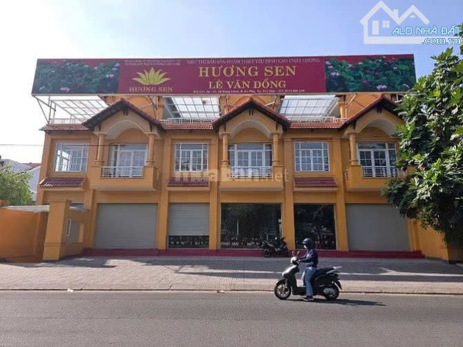 CHO THUÊ NHÀ MẶT TIỀN 26-27-28 SONG HÀNH Q2, DIỆN TÍCH: 22.5x20M, HẦM 2 LẦU, GIÁ 350 TRIỆU