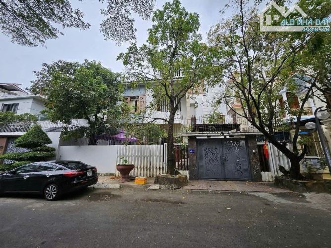 Bán căn biệt thự Vĩnh Điềm Trung đường C1 Diện tích: 280m2 Hướng: Tây Nam. tp Nha Trang