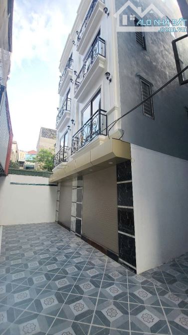 📢📢📢Nhà Đối Diện Aeon Long Biên Ngõ To Đẹp, Ô Tô Đỗ Cổng - Giá chỉ từ 5.x tỷ