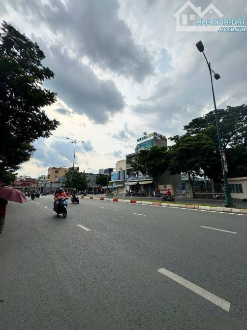 BÁN NHÀ MẶT TIỀN KD SIÊU ĐỈNH LÊ VĂN VIỆT - TĂNG NHƠN PHÚ A - 3 TẦNG - THU NHẬP 30TR/TH