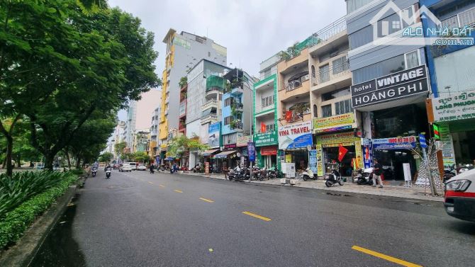 Siêu phẩm Vị Trí Đẹp MT Phạm Ngũ Lão Q1, DT 8x20m CN 146 m2, KC 4 tầng, Giá 120 tỷ