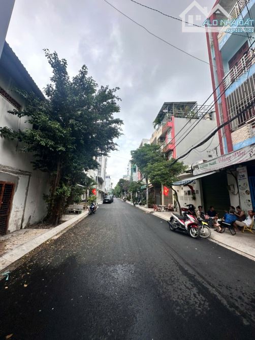 Bán nhà MT Nguyễn Trường Tộ Tân Phú 4x19.3m đúc 3.5 tấm (gần Nguyễn Xuân Khoát)