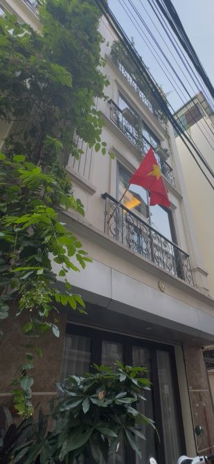 chỉ hơn 7 tỷ sở hữu ngay nhà Nguyễn Sơn, 5 tầng ngõ 3 gác
