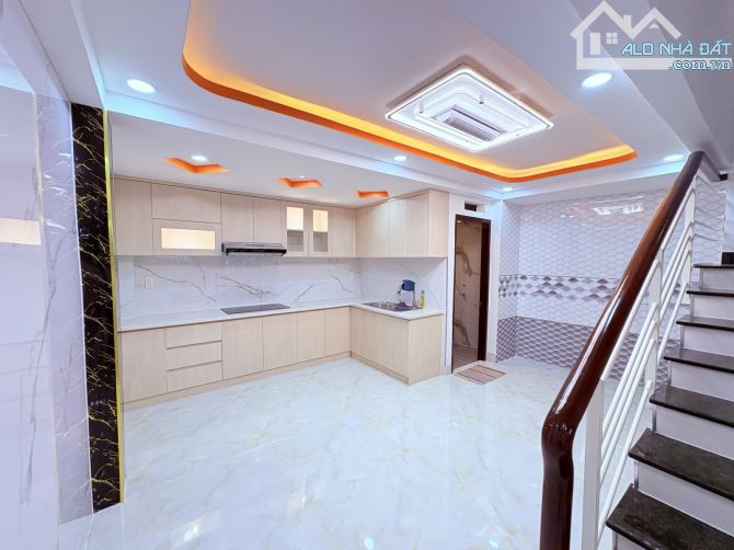 Siêu phẩm tuyệt đẹp trên đường Trần Văn Quang, Phường 10, Tân Bình.