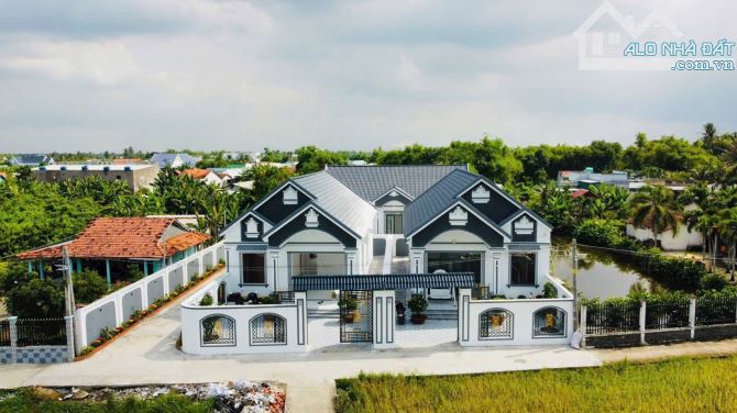 3 Căn Biệt Thự Full Thổ Cư Đường Xe Hơi, 3PN 2WC. Sổ Hồng Riêng Giá Rẻ